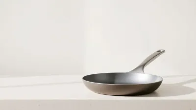 Frigideira Jomafe é boa? Analisamos as panelas e modelos da marca